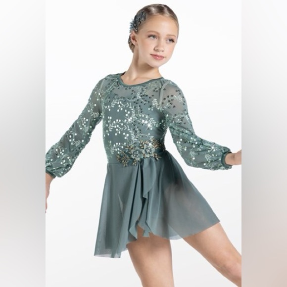 Weissman Other - Little girls Weissman Dance Costume “Saint Honesty” juniper size large child